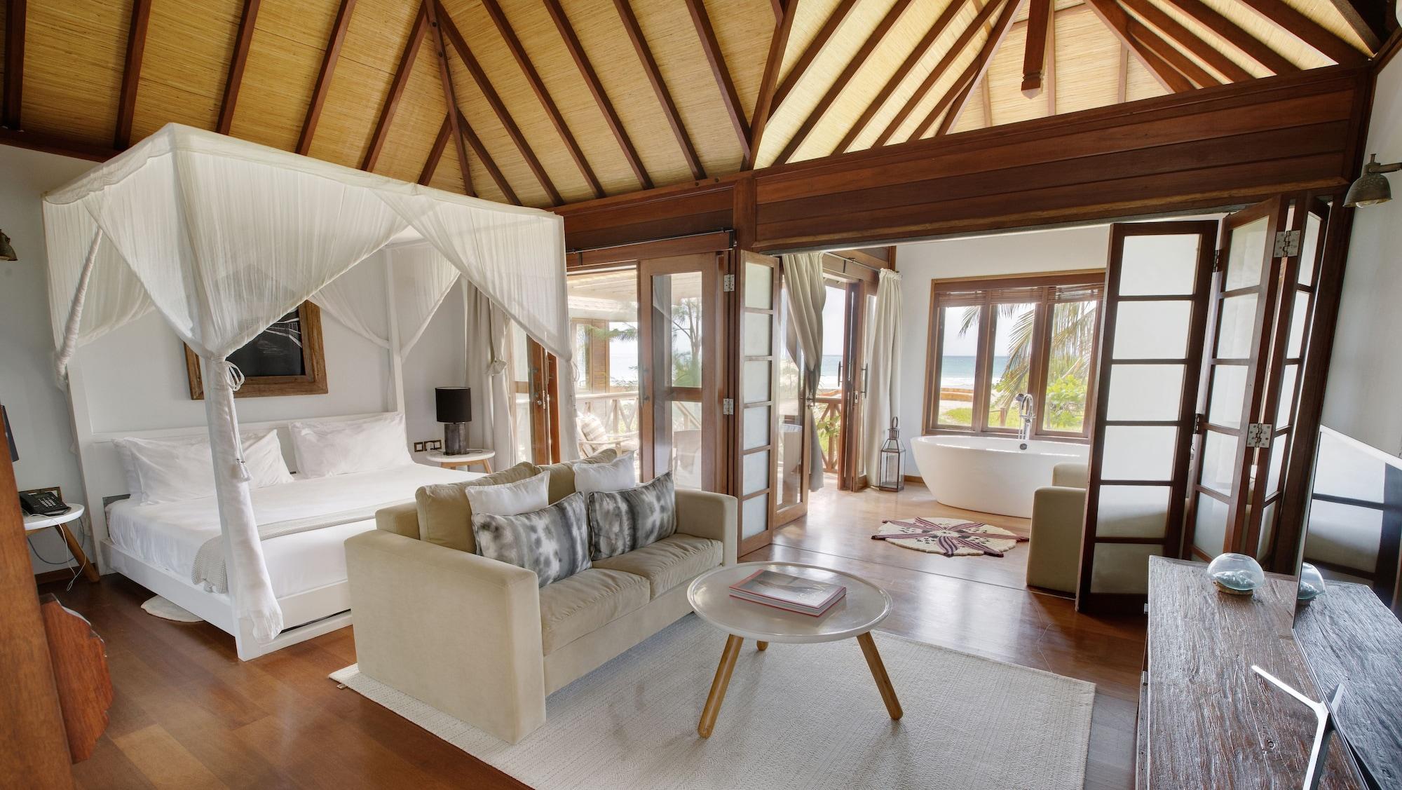 Sentidos Beach Retreat Miramar Bagian luar foto